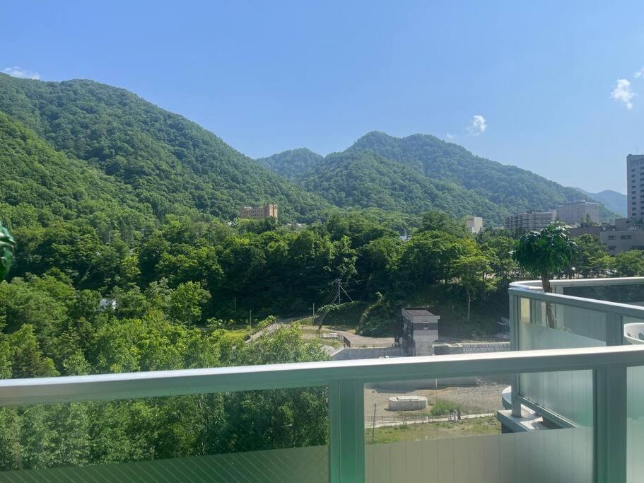 フューデイズコンドミニアム定山渓201号室 Apartment Сапоро Екстериор снимка